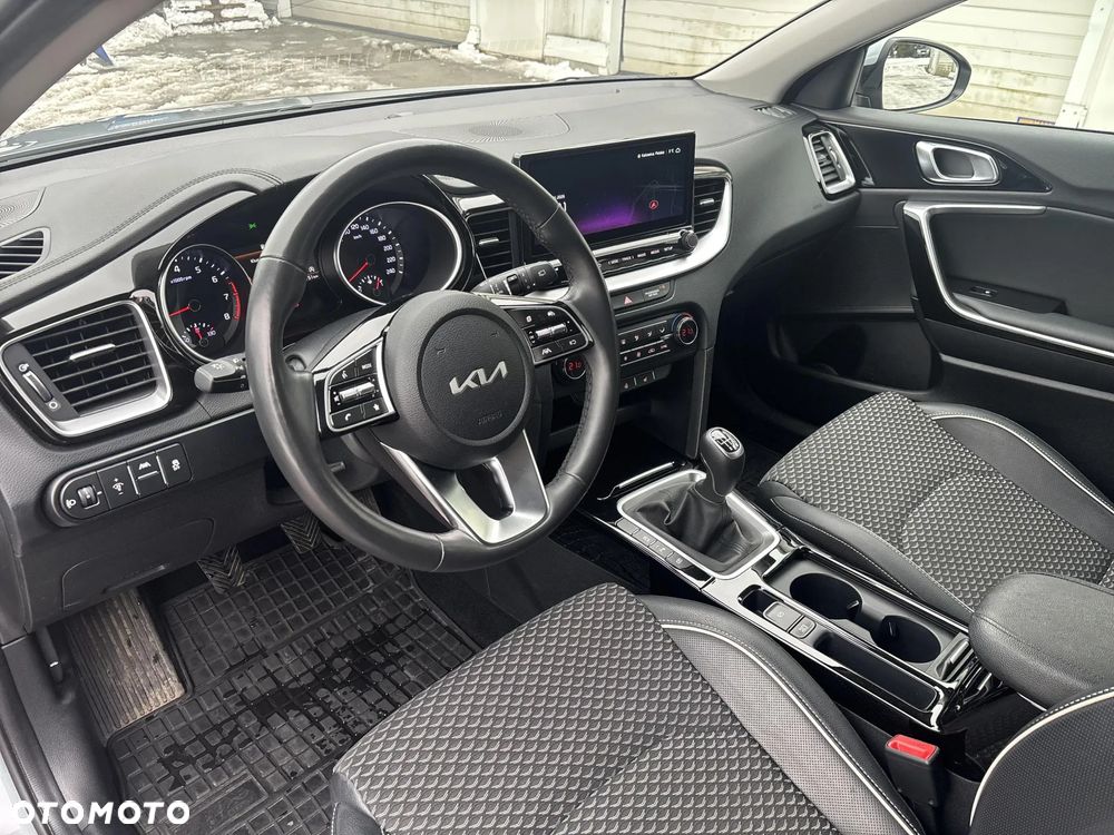 Kia Ceed 1.5 T-GDI Tribute - 10