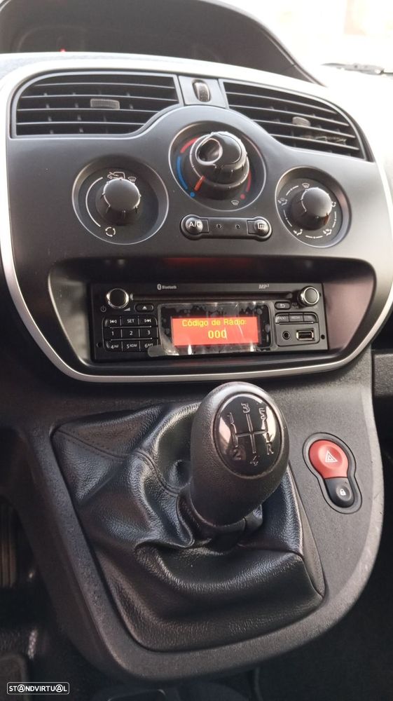 Renault Kangoo 1.5 dCi Maxi Business S/S 3L - 23