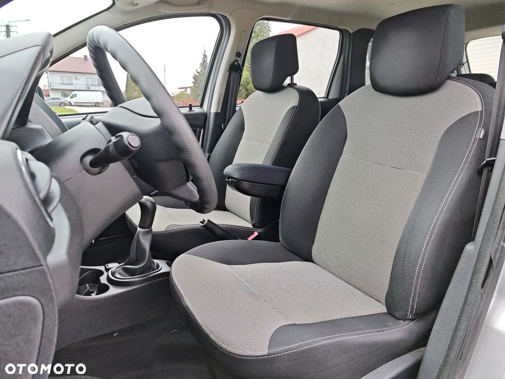 Dacia Duster 1.6 16V 105 4x2 Prestige - 19