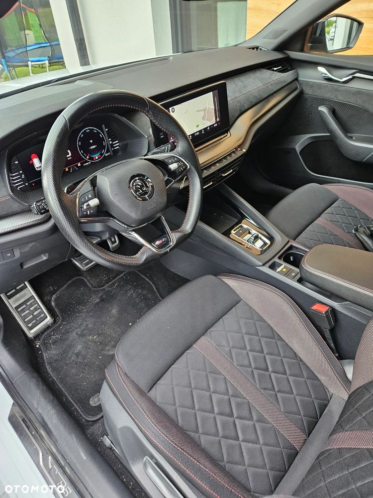 Skoda Octavia 2.0 TSI RS DSG - 15