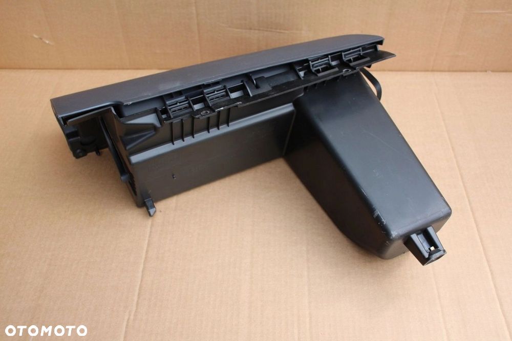 Schowek pasażera kompletny MITSUBISHI COLT VI Z30 oryginalny Europa (1007) - 2