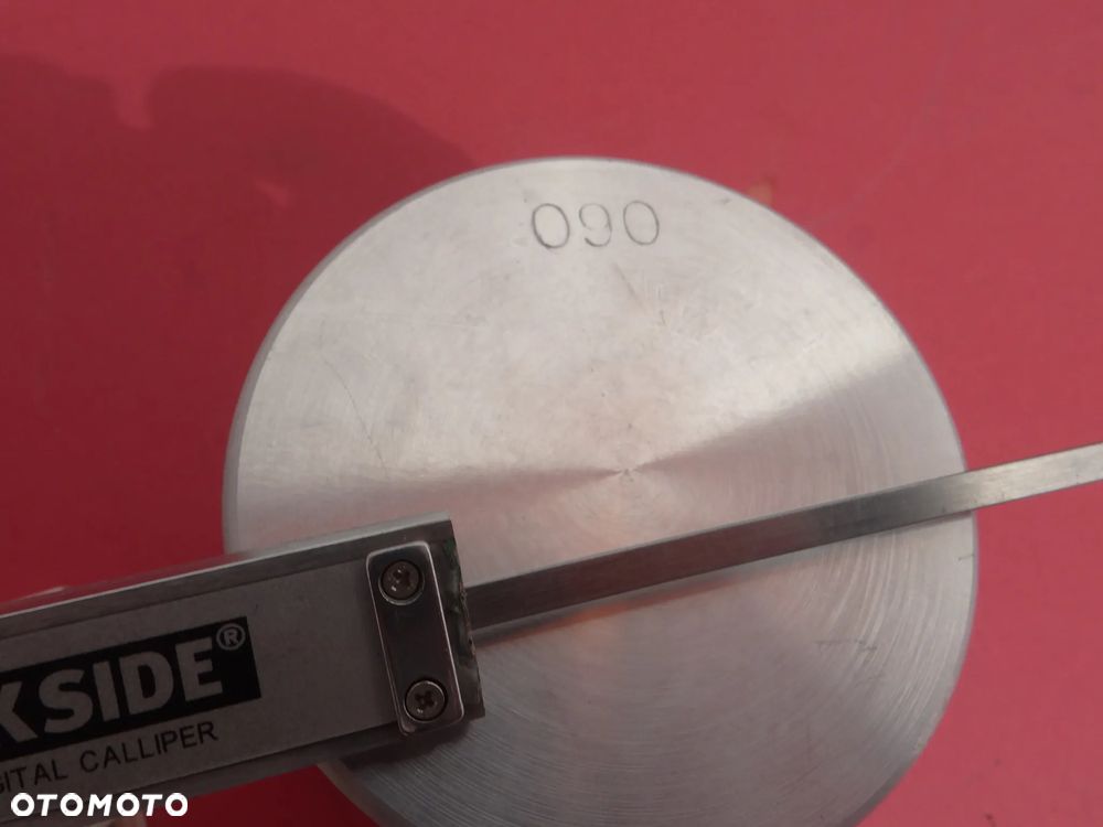 HARLEY WLA WL WLC FLADHEAD 45'TŁOKI PIERŚCIENIE SWORZNIE ZABEZPIECZENIA+0.90. 0.80 = ŚREDNICA TŁOKA 71.35 mm W016 - 4