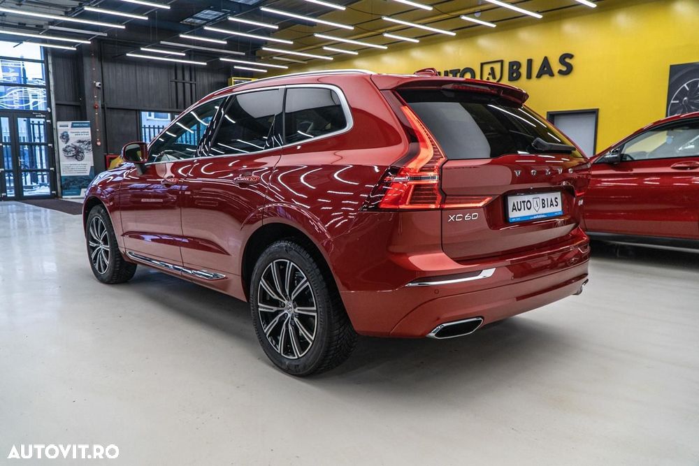 Volvo XC 60 B4 MHEV AT8 AWD Momentum Pro - 6