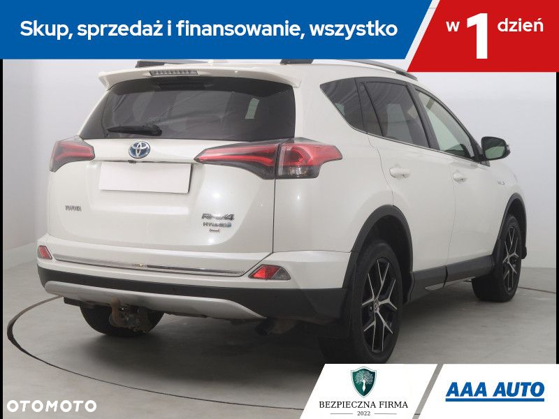 Toyota RAV4 - 6