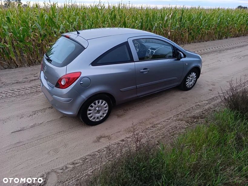 Opel Corsa - 2