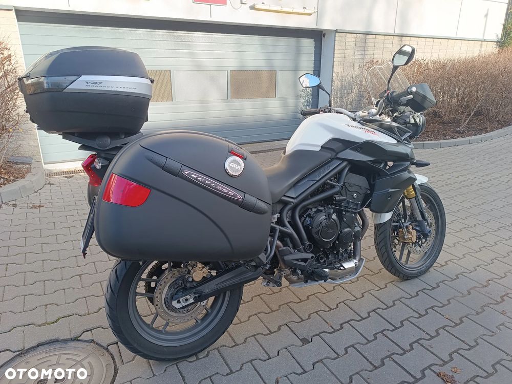 Triumph Tiger - 3