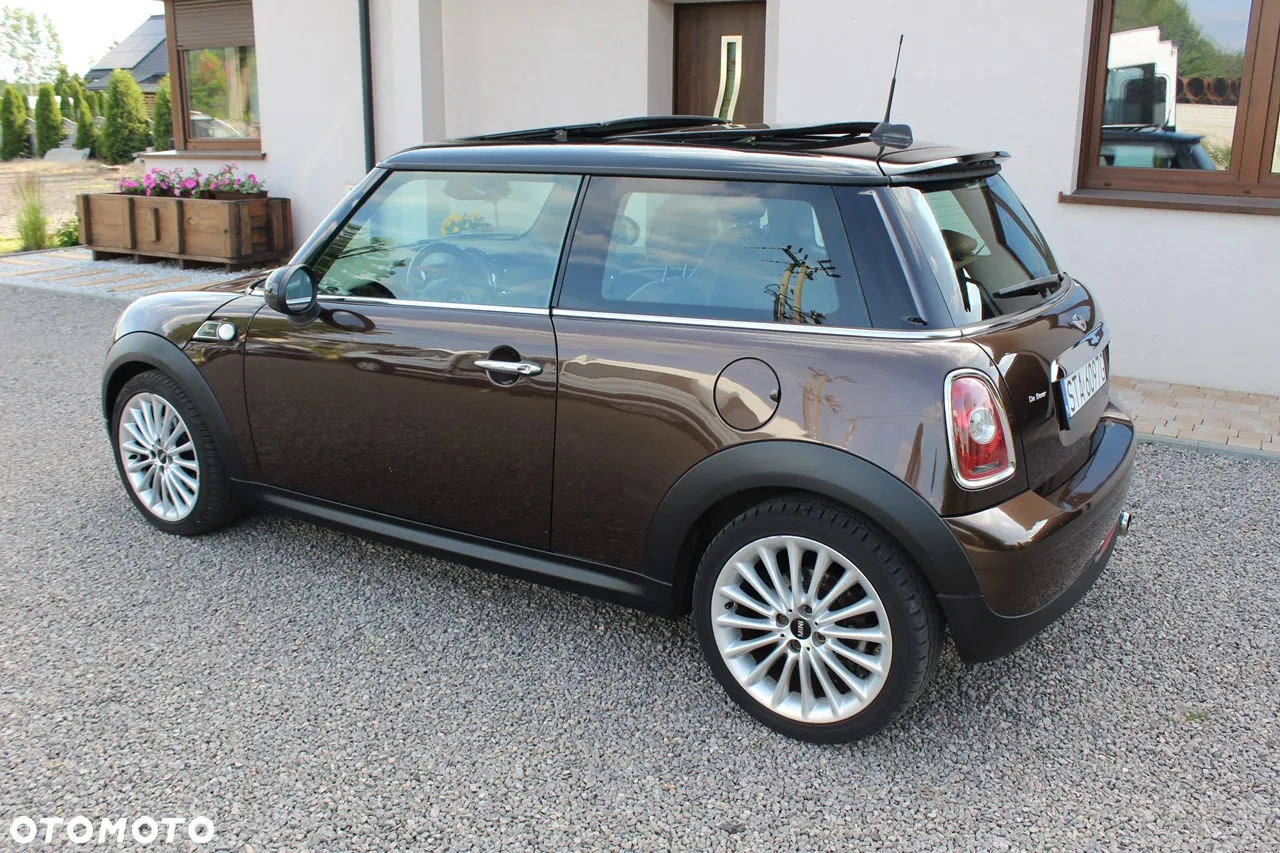 MINI Cooper Standard - 12