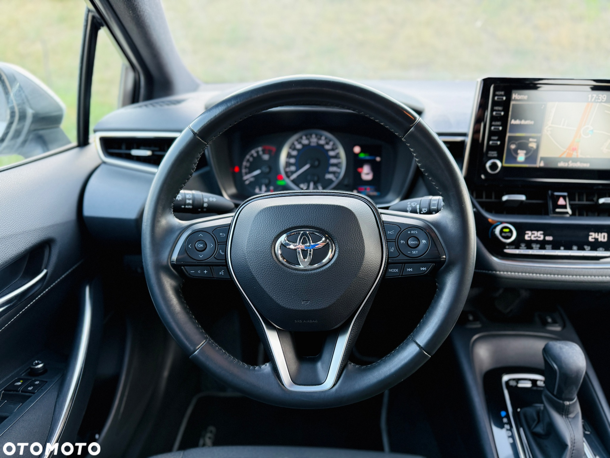 Toyota Corolla 1.8 Hybrid Active - 8