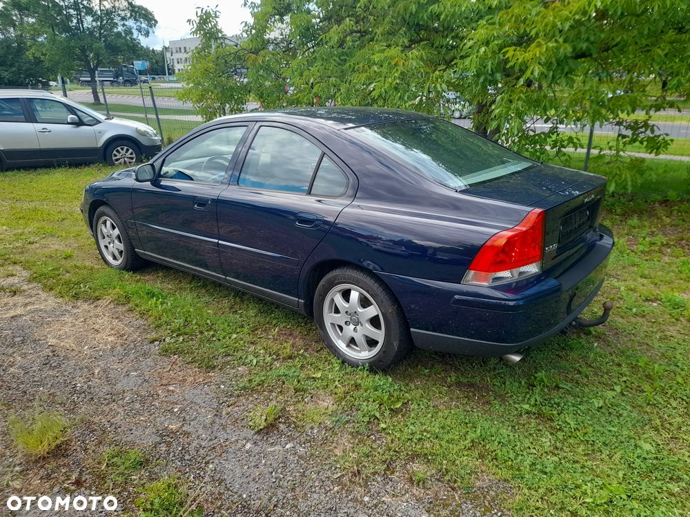 Volvo S60 2.4 Momentum - 6