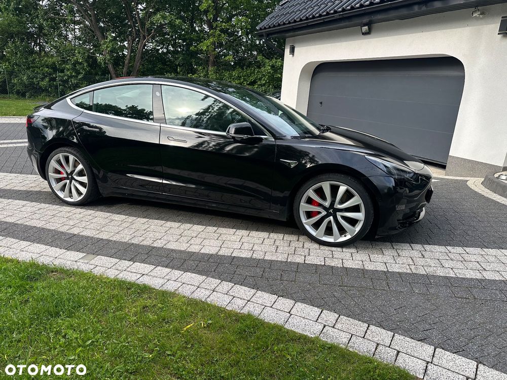 Tesla Model 3 - 30