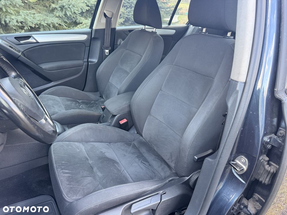 Volkswagen Golf - 16