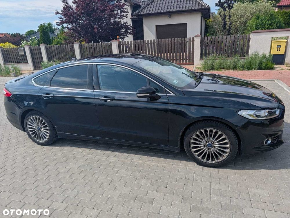 Ford Fusion - 2