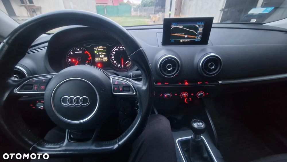 Audi A3 Sportback 2.0 TDI - 7
