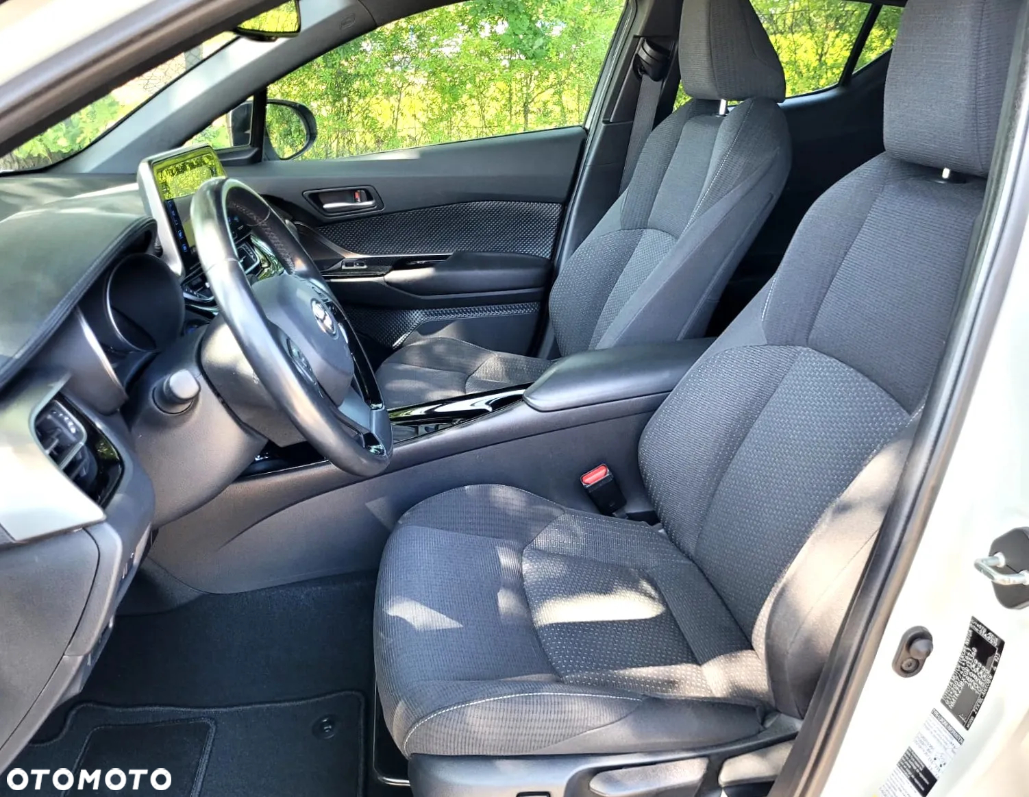 Toyota C-HR 1.8 Hybrid Premium - 25