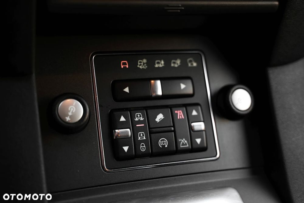 Land Rover Discovery 3.0 SD V6 SE - 19