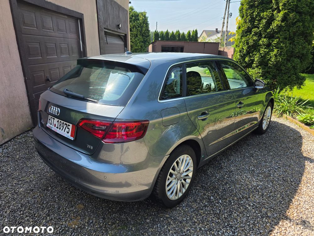 Audi A3 Sportback 2.0 TDI S line Sportpaket - 3