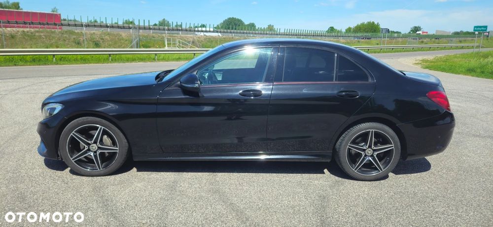 Mercedes-Benz Klasa C 200 4-Matic 9G-TRONIC - 3