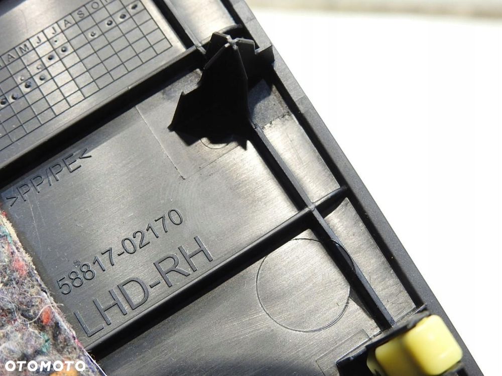 OSŁONA TUNELU ŚRODKOWEGO TOYOTA AURIS II 58817-02170 - 5