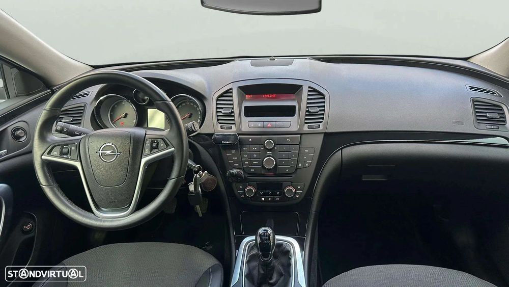 Opel Insignia Sports Tourer 2.0 CDTi Cosmo - 13