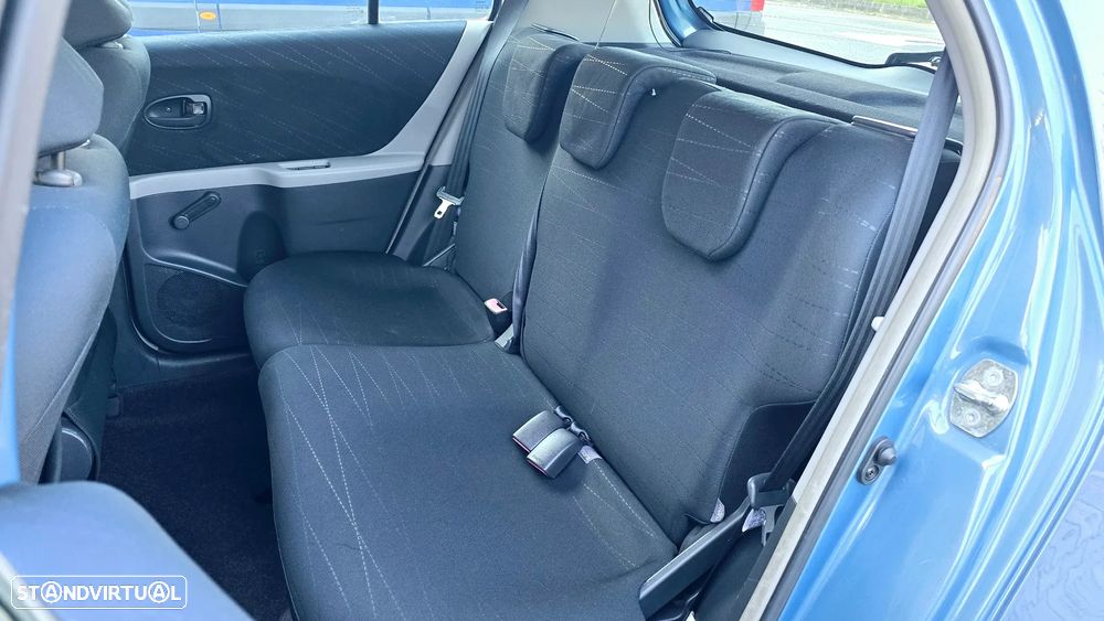 Toyota Yaris 1.0 VVT-i Sol+AC - 30