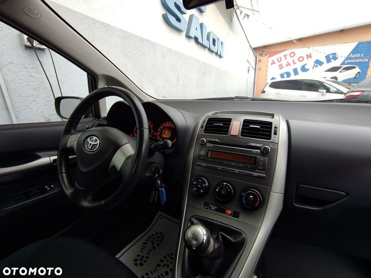 Toyota Auris - 11