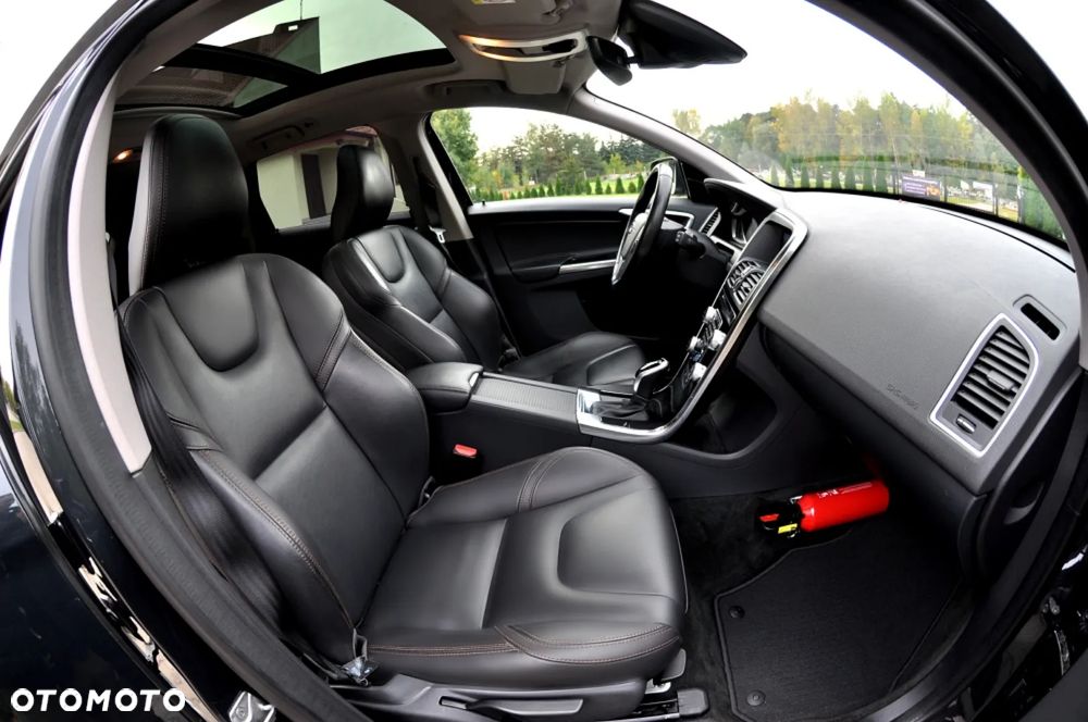 Volvo XC 60 D4 Geartronic Summum - 22