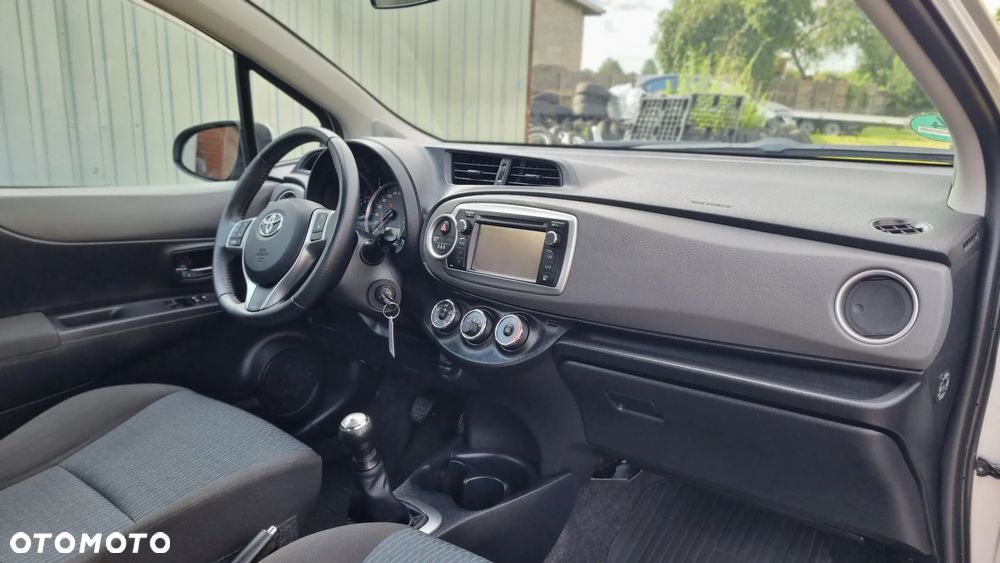 Toyota Yaris 1.0 VVT-i Style - 11