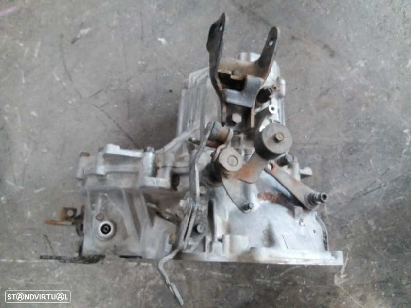 CAIXA VELOCIDADES HYUNDAI LANTRA II BREAK FAMILIAR 1995 - 1