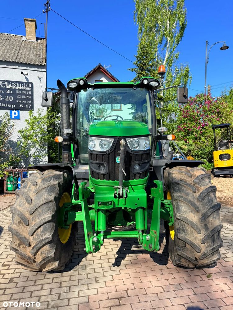 John Deere 6115R - 8