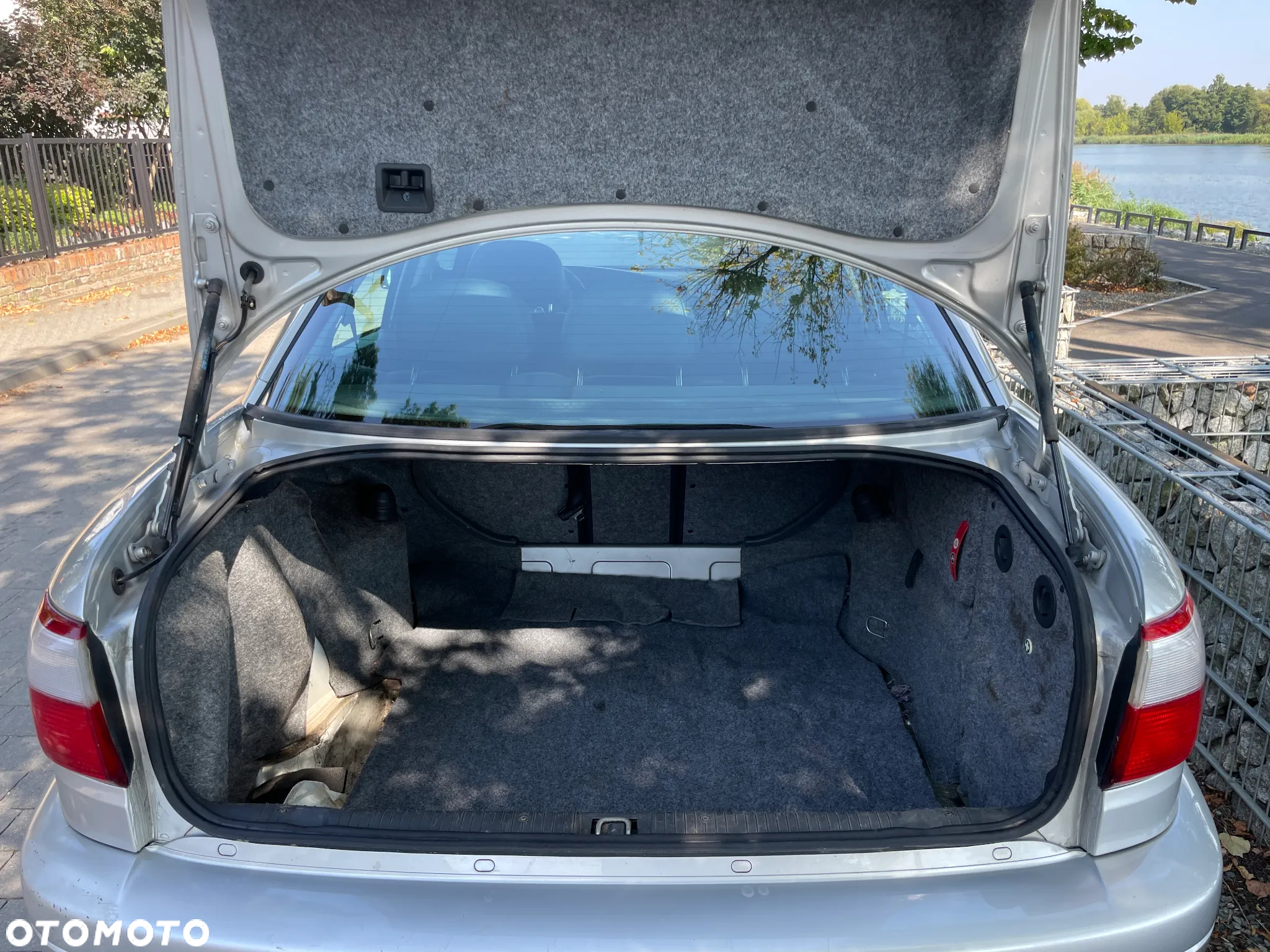 Opel Omega 2.5 Sport - 15