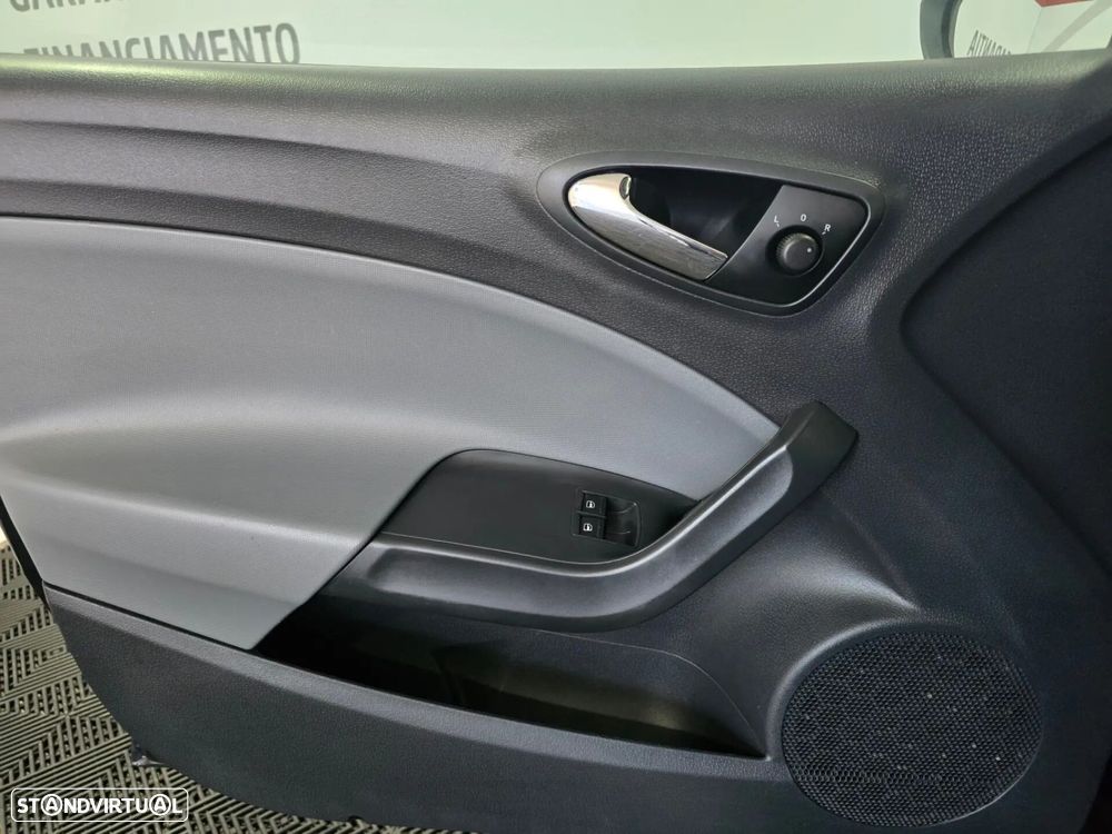 SEAT Ibiza 1.2 12V Reference - 16