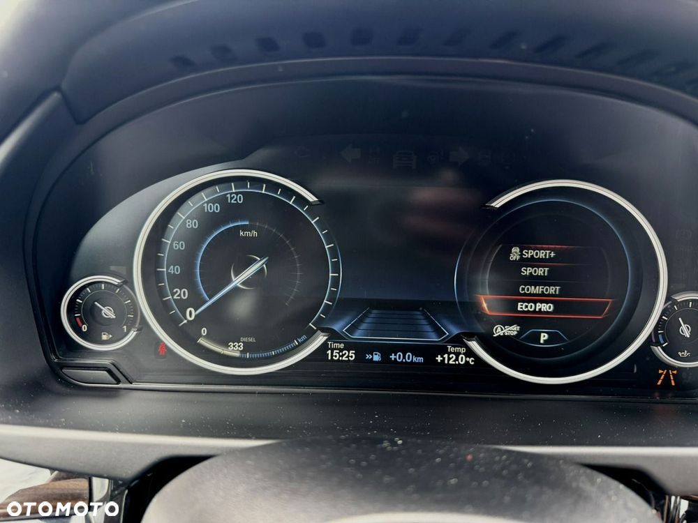 BMW X6 xDrive40d - 32