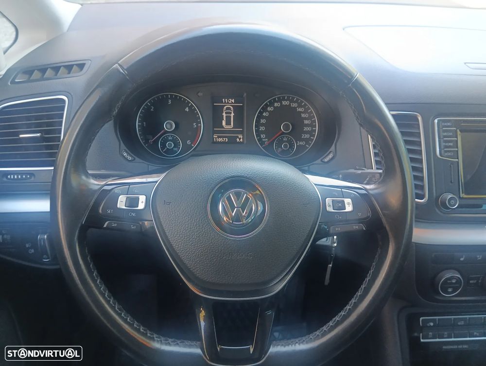 VW Sharan 2.0 TDI Highline - 9