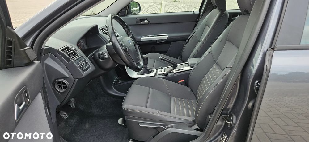 Volvo S40 DPF D2 Momentum - 10