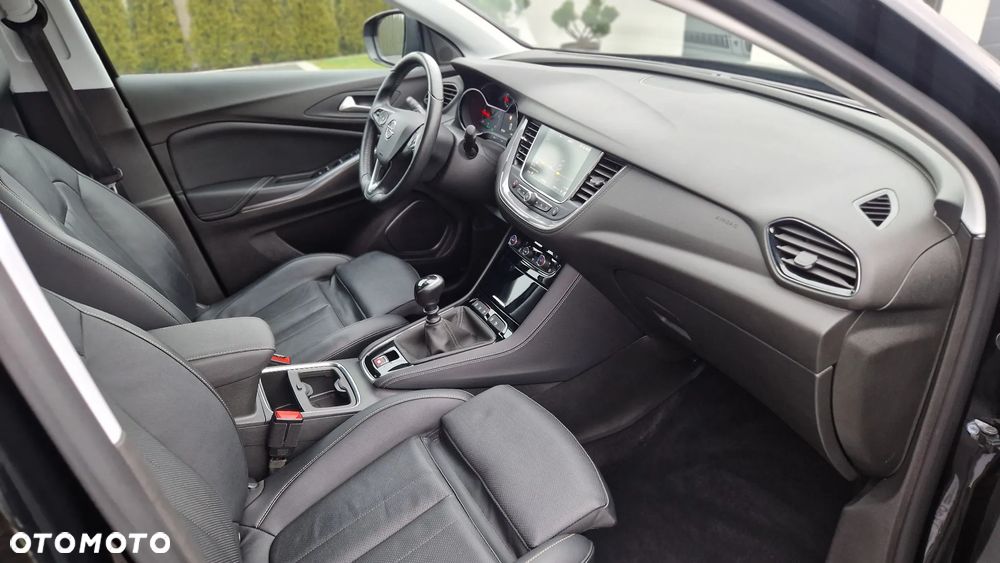 Opel Grandland X 1.5 D Start/Stop Business Elegance - 11