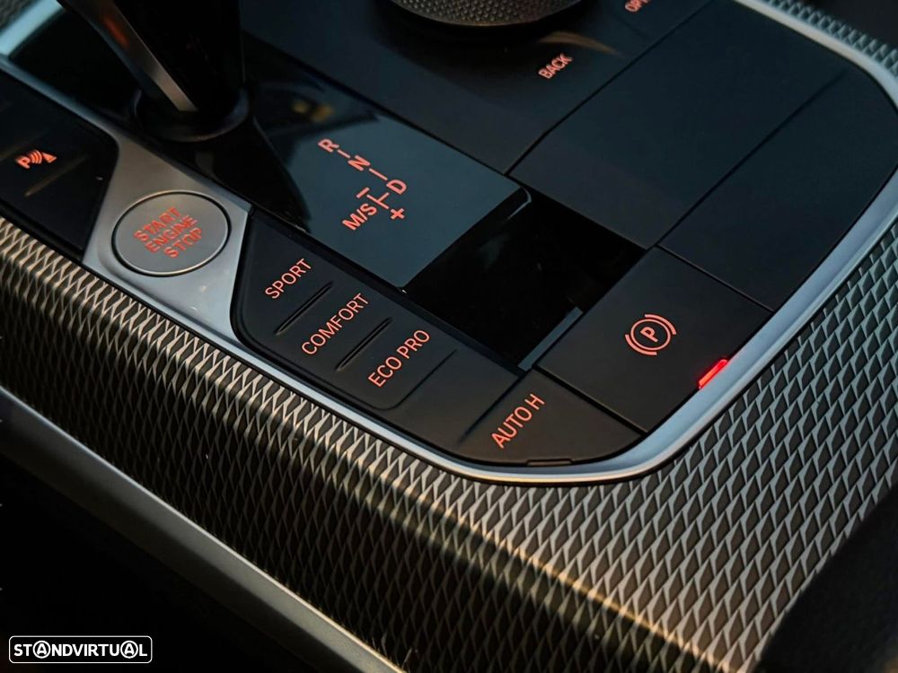 BMW 420 d Desportiva M Auto - 13