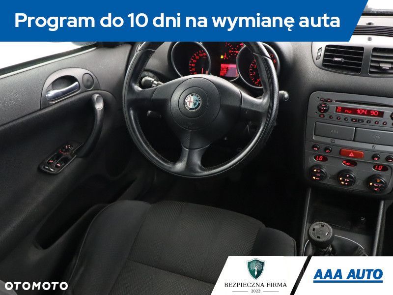 Alfa Romeo 147 - 9