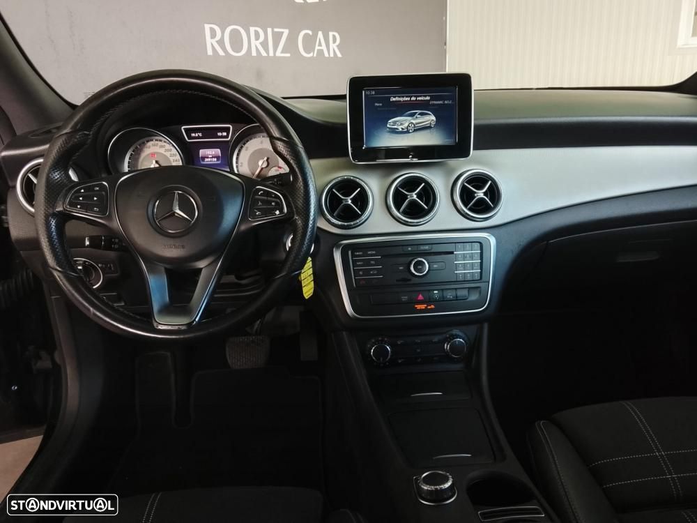 Mercedes-Benz CLA 200 - 27