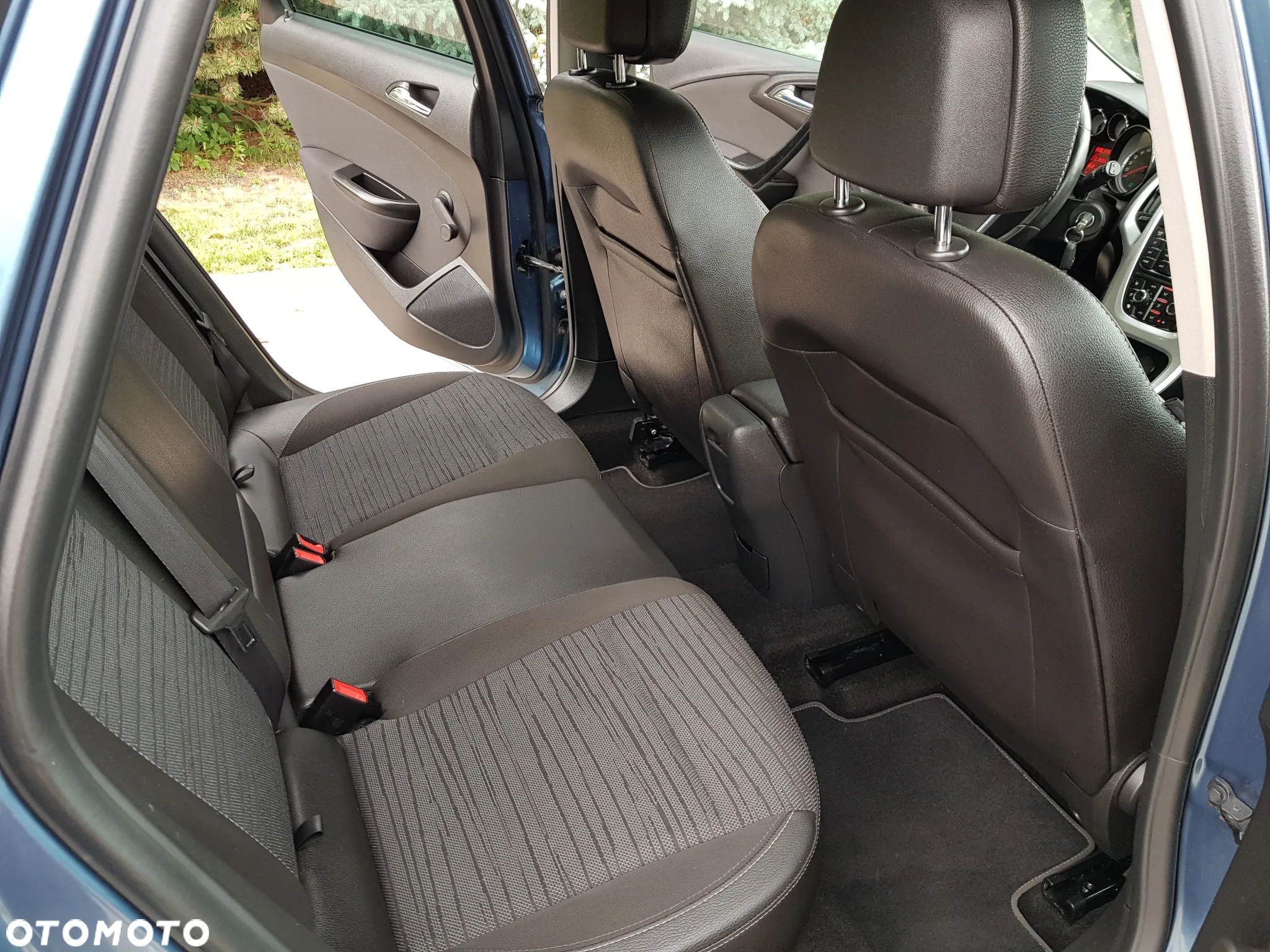 Opel Astra 1.4 Turbo Active - 24