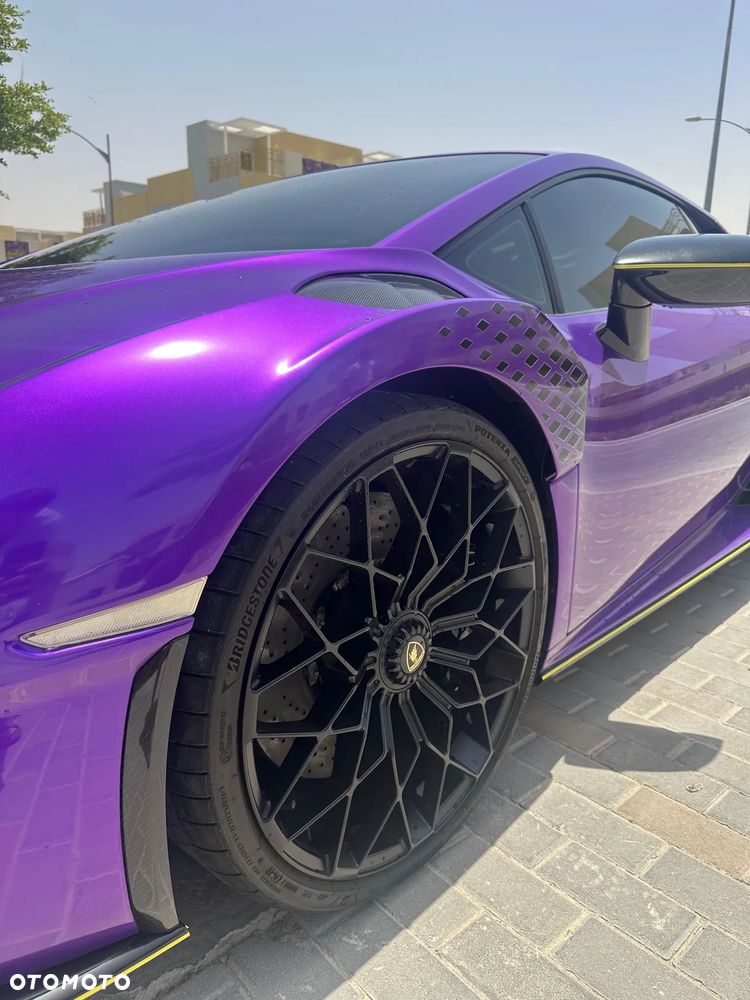 Lamborghini Huracan - 30