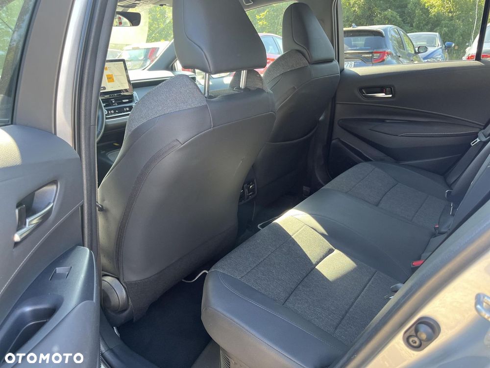 Toyota Corolla 1.8 Hybrid Style - 9