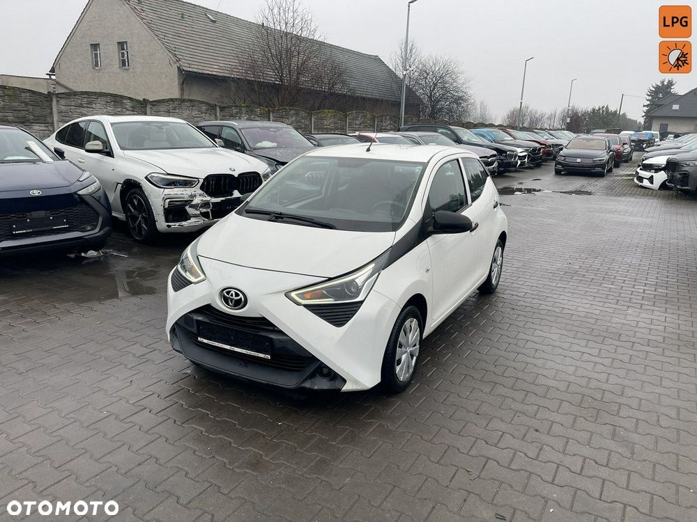 Toyota Aygo 1.0 VVT-i Black Edition - 1