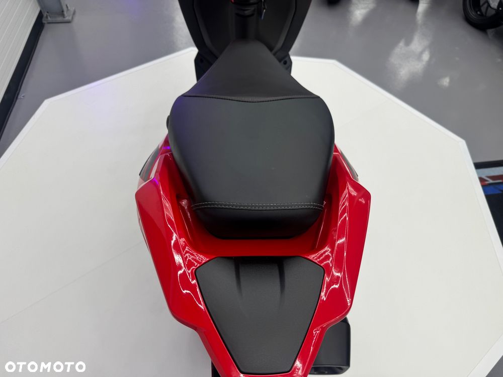 Aprilia Inny - 19