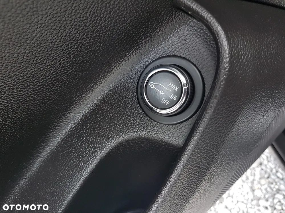 Opel Insignia 2.0 CDTI ecoFLEX Business Cosmo - 13