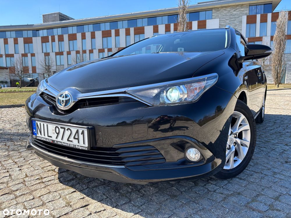 Toyota Auris Hybrid 135 Prestige - 1