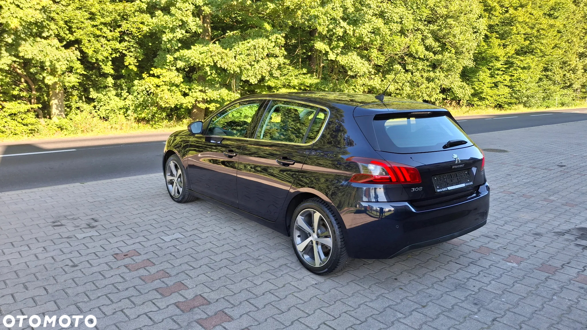 Peugeot 308 1.5 BlueHDi Allure Pack S&S EAT8 - 11