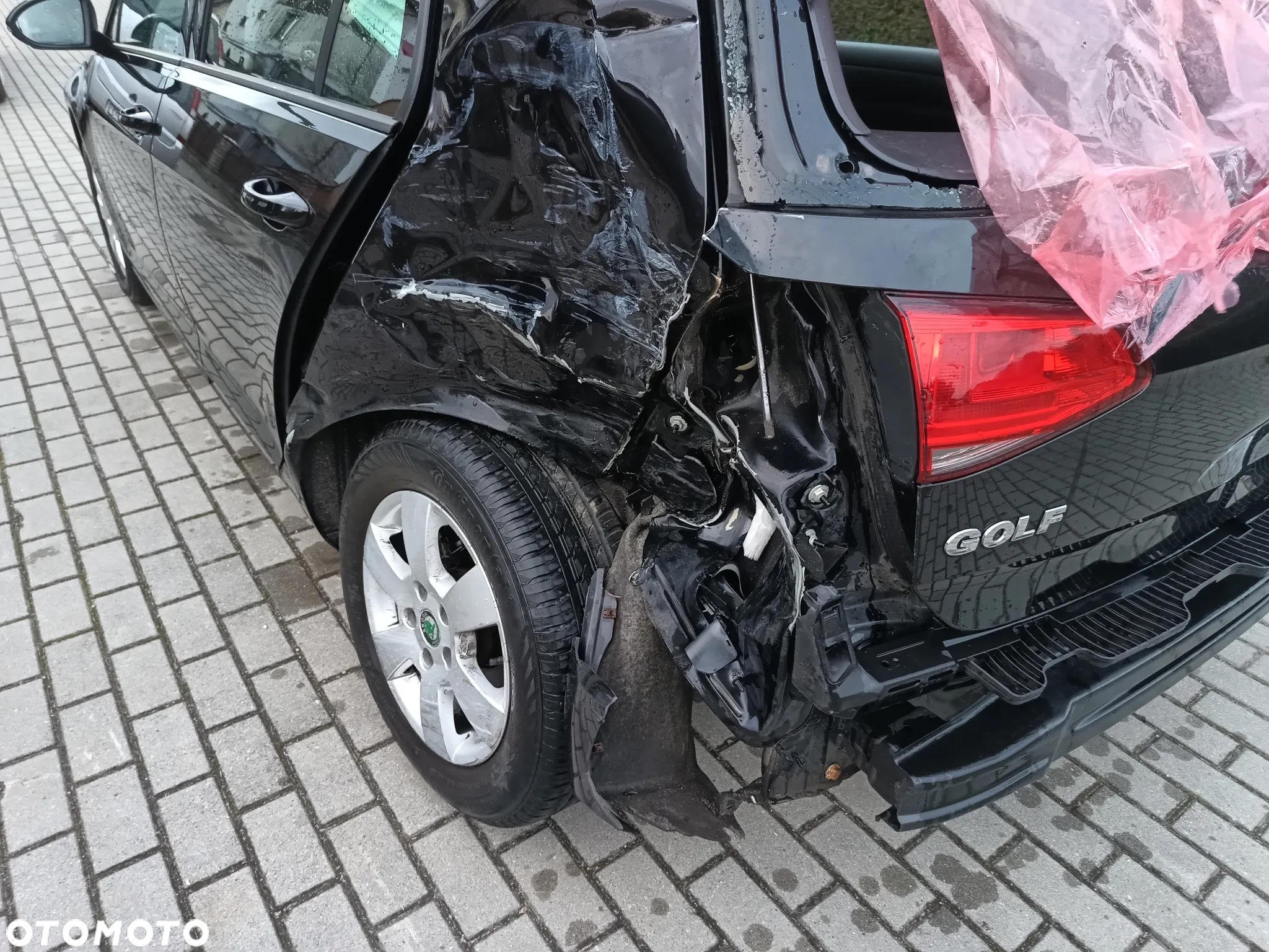 Volkswagen Golf - 26