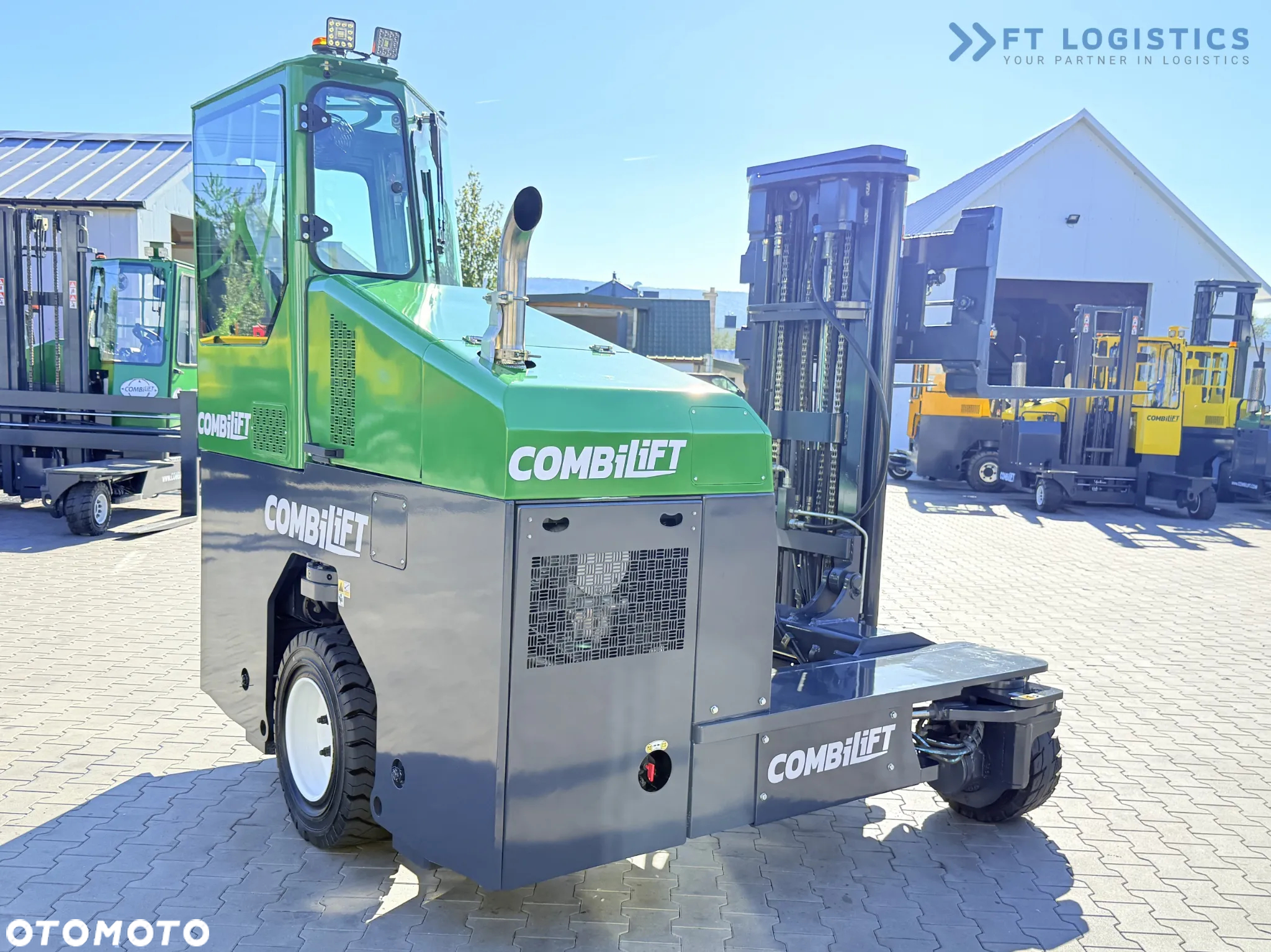 Combilift WÓZEK CZTEROKIERUNKOWY - WIELOKIERUNKOWY C4500 / DIESEL / TRIPLEX 4900MM /JEDYNE 4854 MOTOGODZIN /  POZYCJONER WIDEŁ / PEŁNA KABINA - OGRZEWANIE / STAN IDEALNY / Szeroka oferta wózków czterokierunkowych i bocznych, dopasowanych do różnorodnych potrzeb i zastosowań - 30