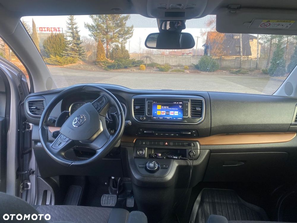 Toyota ProAce Kombi D-4D Medium 2,8t - 9