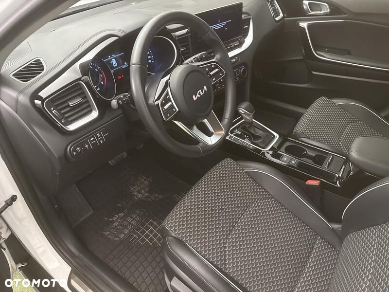 Kia XCeed 1.5 T-GDI L DCT - 10